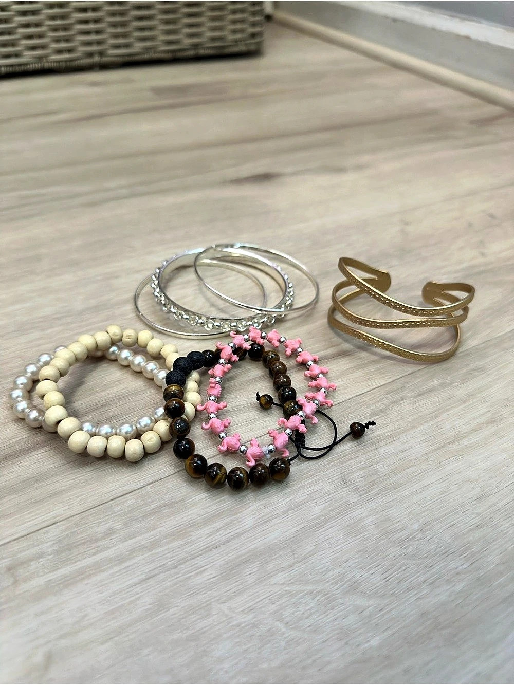 Mixed Bracelet Jewelry Lot of 8 Gold Silver Bangles Beaded Boho